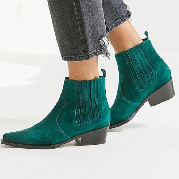 ladies white knee high boots